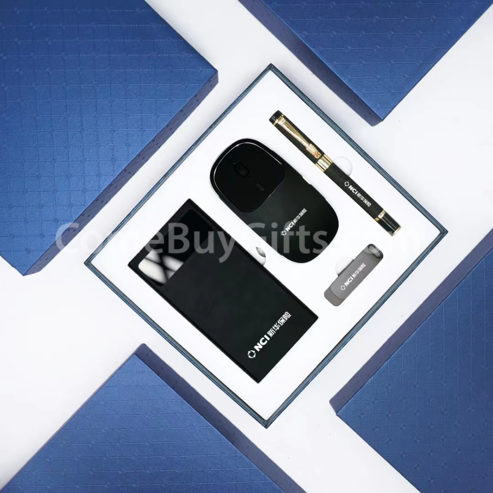 The Executive Tech Essentials Gift Box